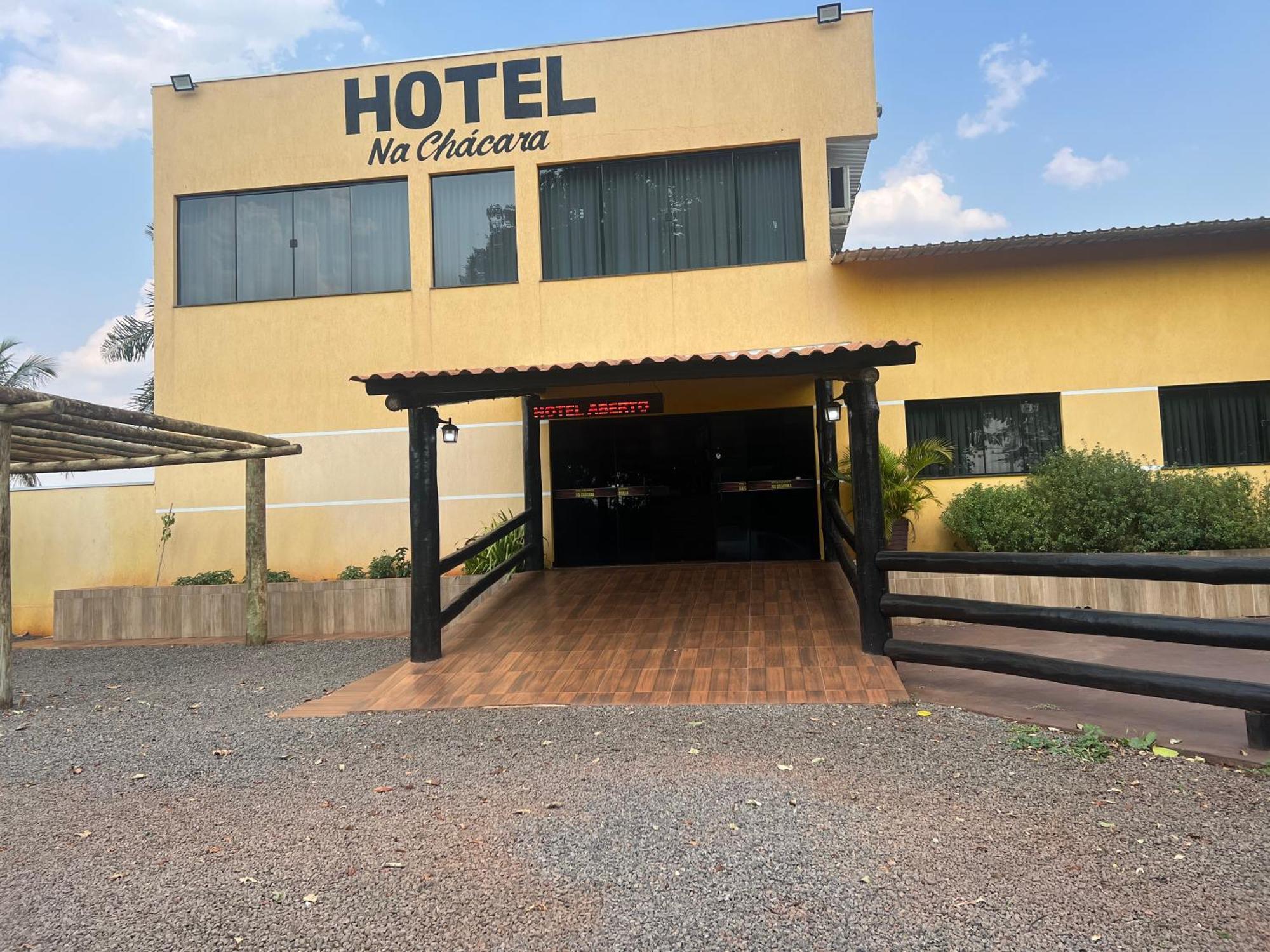 Hotel E Restaurante Na Chacara Dourados Eksteriør billede